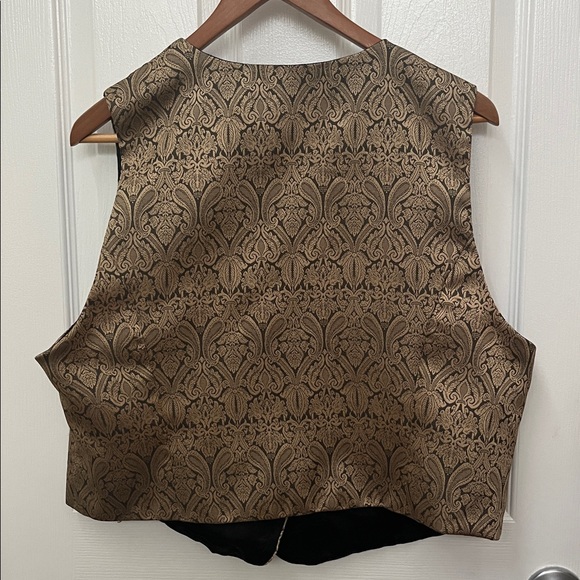 Gold and Black  Patterned Vest Size XL/1X - Picture 3 of 4